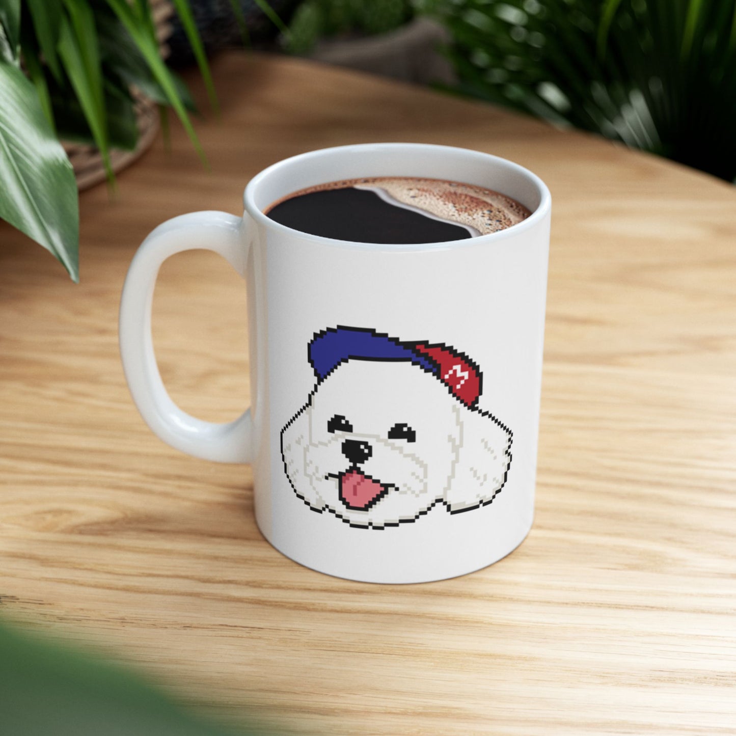 Taza de cerámica blanca EPPIX: ilustración de perro maltés pixelado y hipster (11 oz, 15 oz) 