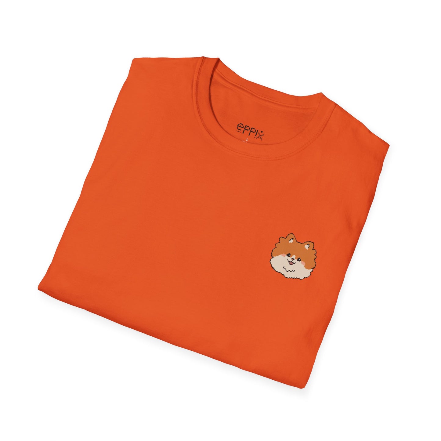 Camiseta unisex de estilo suave EPPIX: adorable cachorro de Pomerania con ilustración de perro pixelada y pompón 