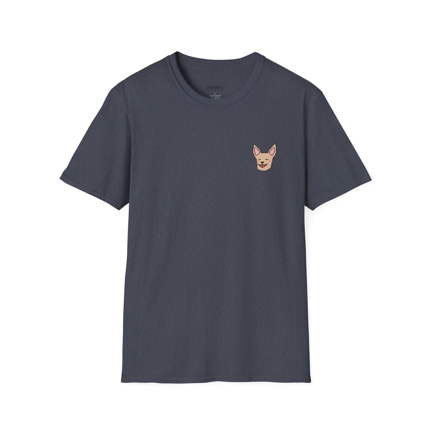 Camiseta unisex Softstyle de EPPIX: ilustración de perro chihuahua tranquilo con píxeles 