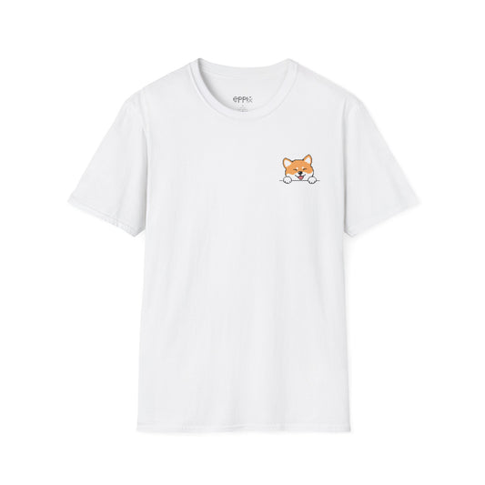 Camiseta unisex Softstyle de EPPIX: ilustración de perro píxel Shiba Inu astuto con expresión traviesa 